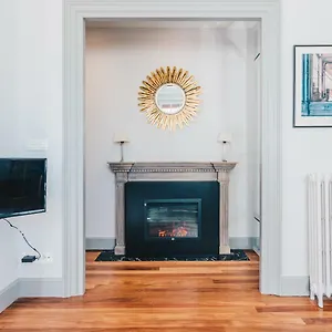 https://gran-via-apartment-by-people-rentals.bilbaohotelsspain.com